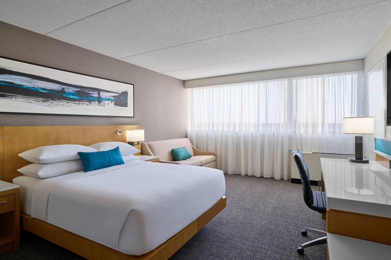Delta Hotels By Marriott Muskegon Convention Center Zewnętrze zdjęcie