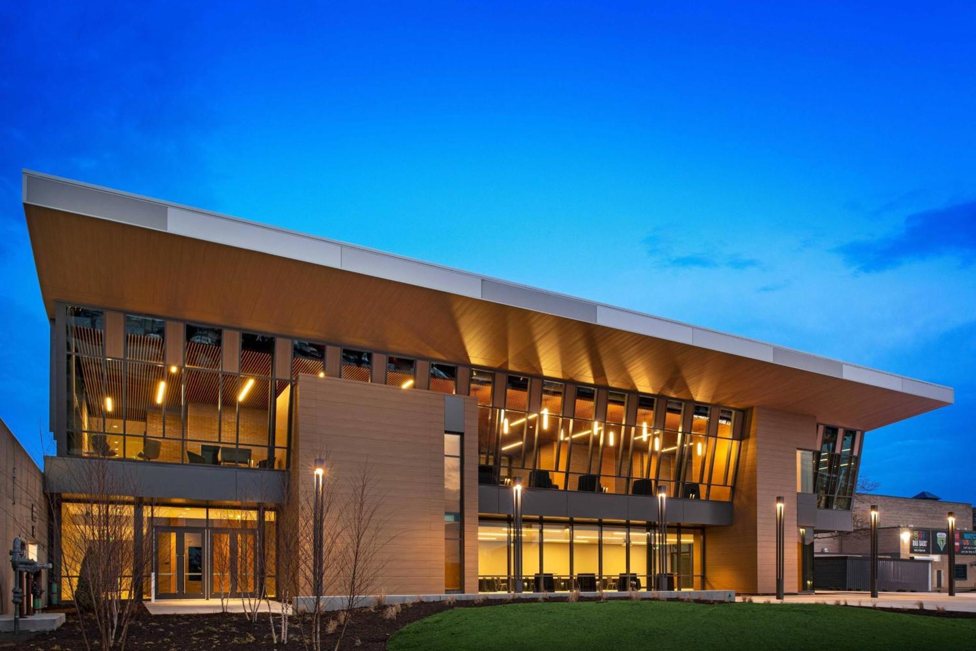 Delta Hotels By Marriott Muskegon Convention Center Zewnętrze zdjęcie