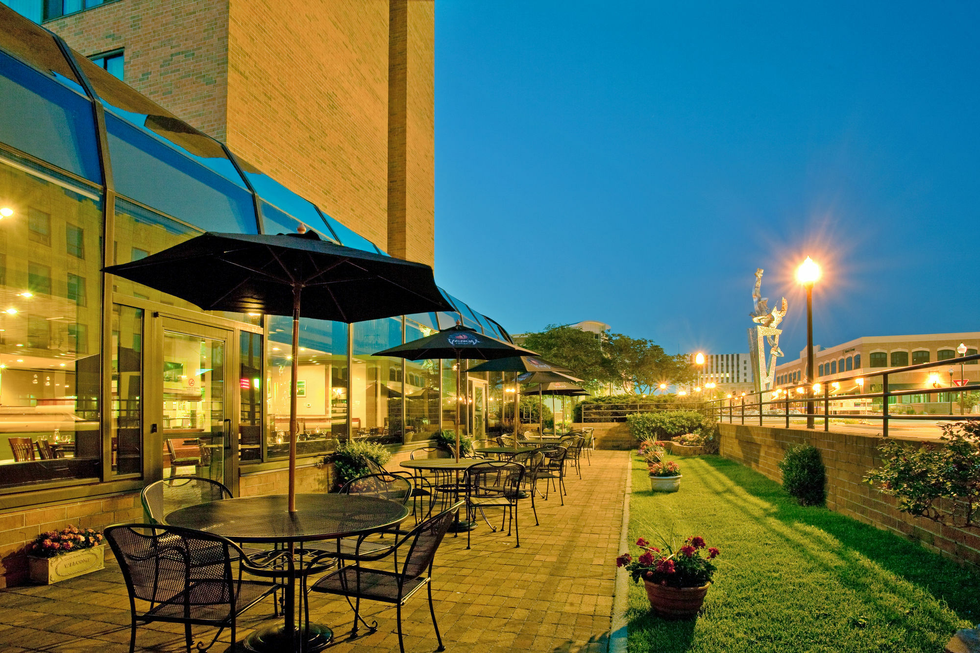 Delta Hotels By Marriott Muskegon Convention Center Zewnętrze zdjęcie